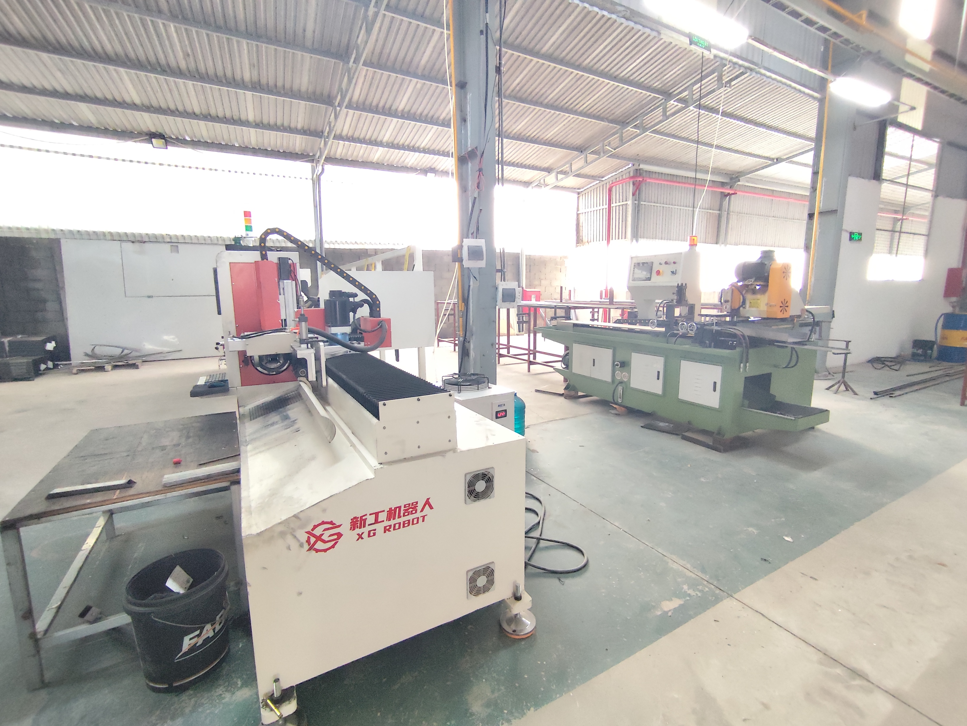 Laser cutting machines